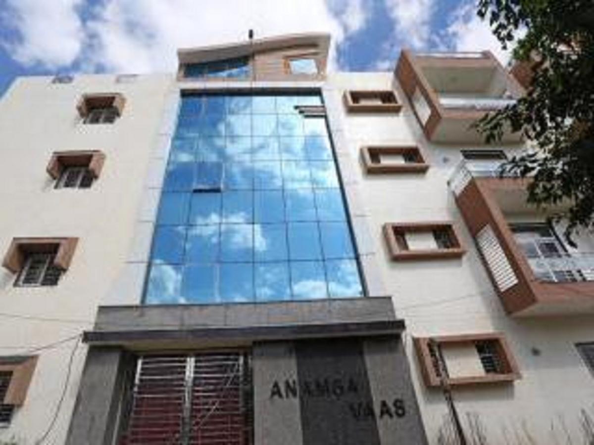 מלון Vrindāvan Anamsa Residency מראה חיצוני תמונה